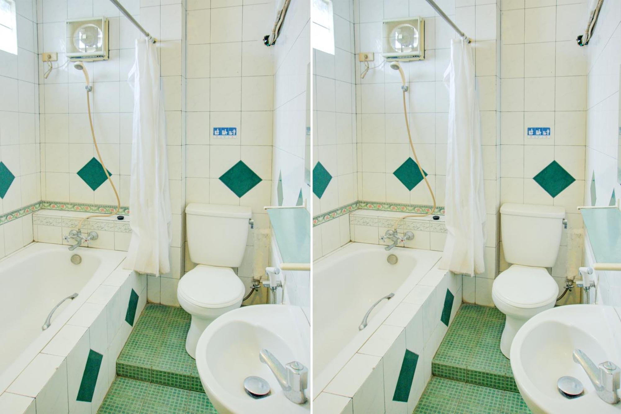 Townhouse Oak Palembang Near Jembatan Ampera Formerly Azzura Hotel Bagian luar foto